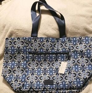 Vera Bradley ReActive Drawstring Family Tote Raindrop Medallion - NWT